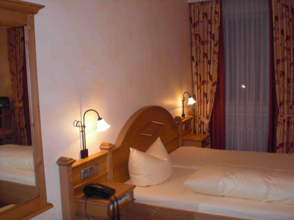 Hotel-Restaurant Schieble Kenzingen Habitación foto